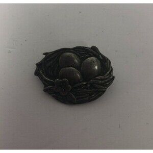 Birds & Blooms Limited Edition 2007 Pewter Birds Nest w/ Eggs Brooch / Pin.